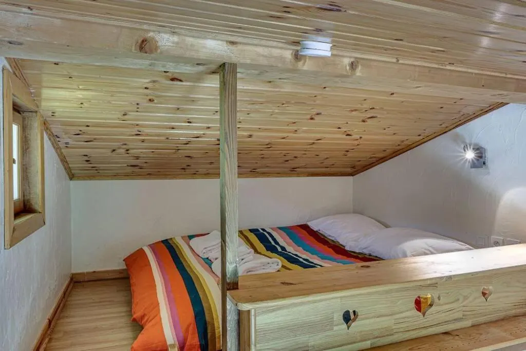 Chalet L'Ilet Ensoleille /Sunny Island Chalet Chamonix