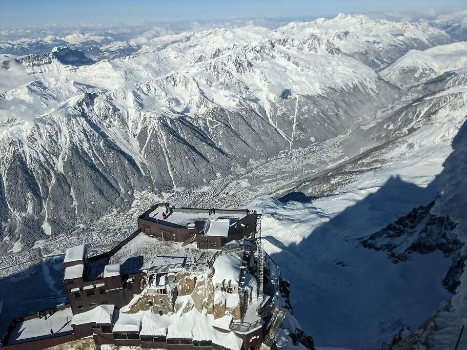 Chalet L'Ilet Ensoleille /Sunny Island Chalet Chamonix 0*,  France